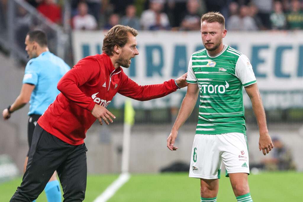 波兰联赛水平不高？四支欧战资格赛参赛队，居然只有一支晋级正赛