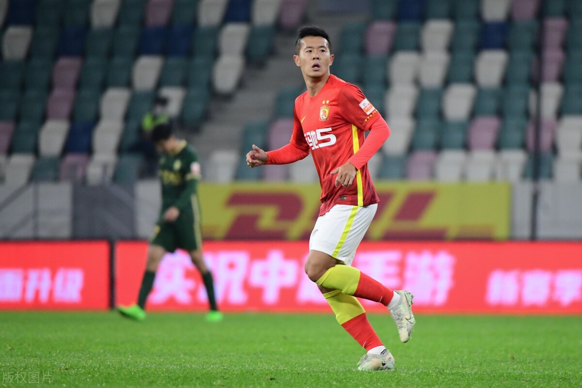 前国足退役后的现状,前国足退役两年多重披战袍