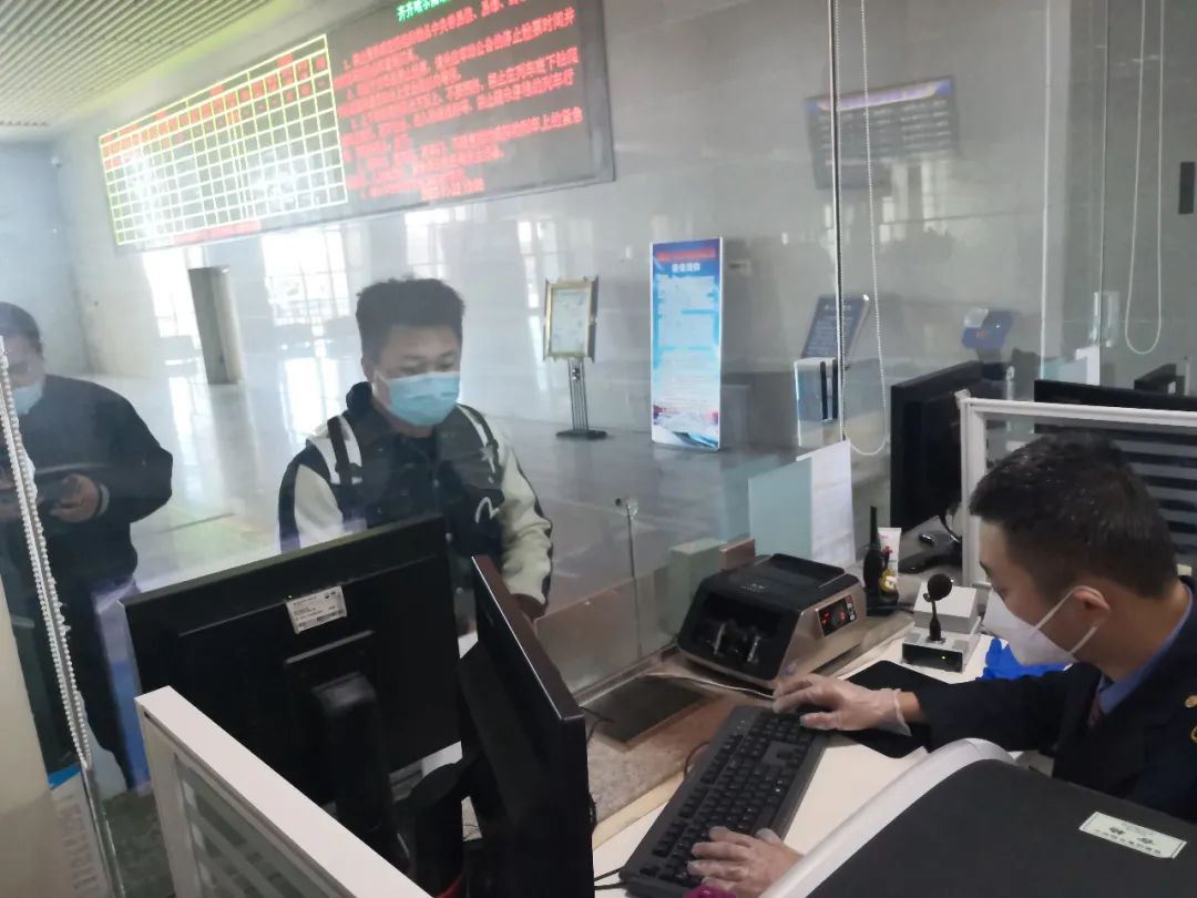 任何车站都能办理临时身份证吗,任何车辆都可以办理营运车辆吗