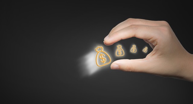 人啊一定要懂得珍惜,30岁之前应该存钱还是提升自己