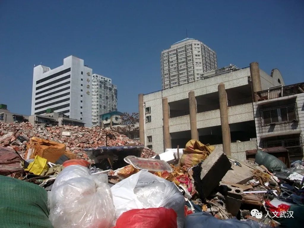 横街直路|重走长堤街艰难岁月的苦涩记忆