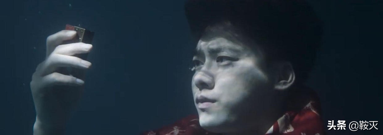 李易峰暗夜行者豆瓣评分7.2,李易峰暗夜行者杀青后照片