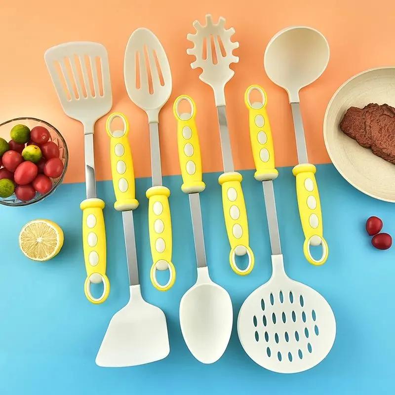 CCF2022上海春季百货展品牌展商推荐|欢鸿五金