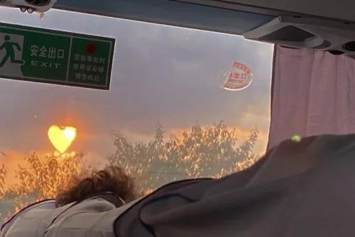 低调又不失内涵的文艺句子,简简单单却惊艳你的高级句子