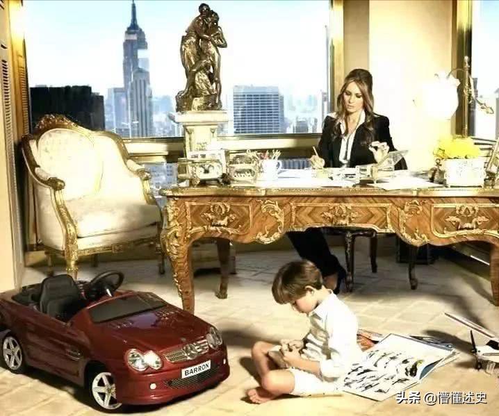 特朗普最小的儿子和最大的孙子,特朗普的小儿子今年几岁