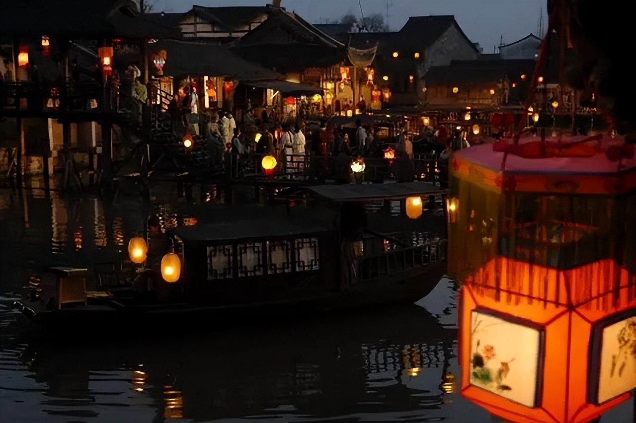 元宵节最经典的八首诗词排行,十首最经典的元宵诗词大全