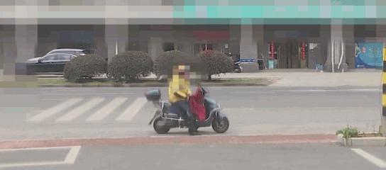 商家订单被外卖骑手偷餐怎么处理,外卖骑手送餐时外卖被偷了怎么办