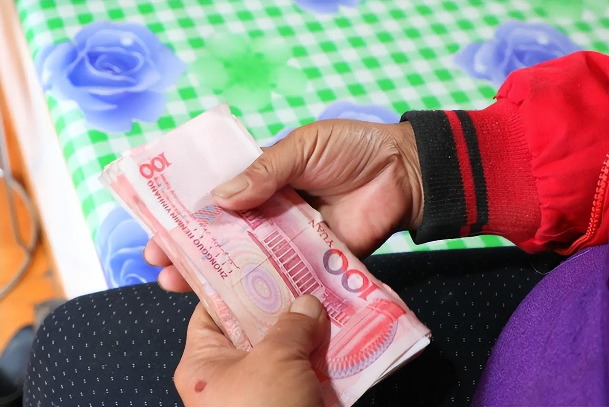 低谷期来了会有什么预兆,四大征兆要过苦日子