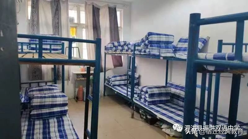 2019级新生军训掠影之动作篇,直击2022级新生军训汇演现场