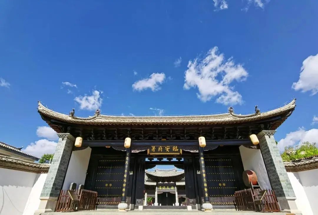 川西云南深度自驾游最佳攻略,滇东南西南大环线旅游