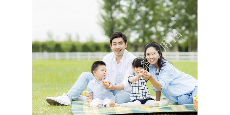 分家时大伯把烂滩地全给我爸,如今这里建高速,大伯肠子都悔青了
