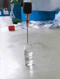 妹子出门太着急,女生出门太急