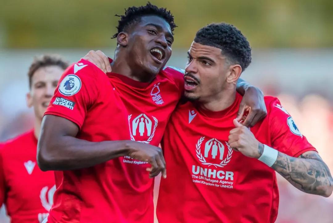 0-1!阿森纳输球送曼城提前夺冠，英超3连冠+6年5冠，瓜帅统治力