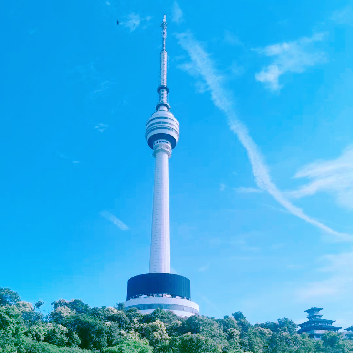 中国第一座广播电视塔,我国第一座电视塔