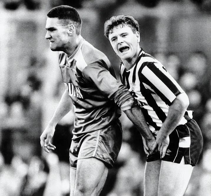 记忆中的英超趣味名将们（二）——维尼·琼斯