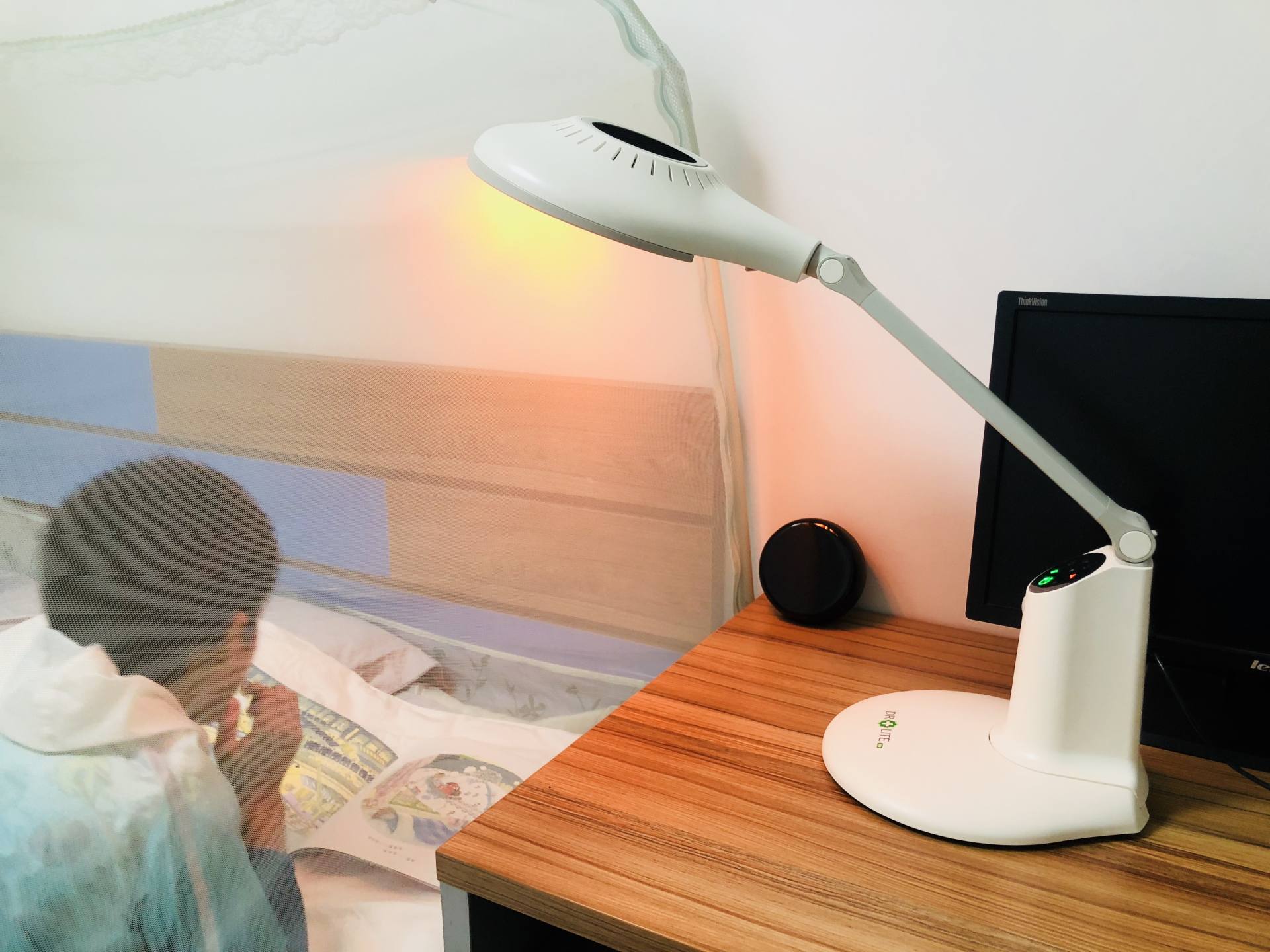 护眼台灯学习防蓝光专用测评,防近视台灯护眼学习灯