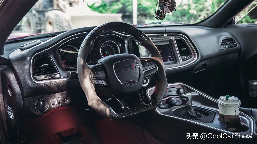 玩美式车,挑战者大宽体低趴