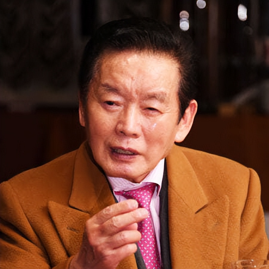 日本富豪暴毙,日本富翁结婚三个月死亡