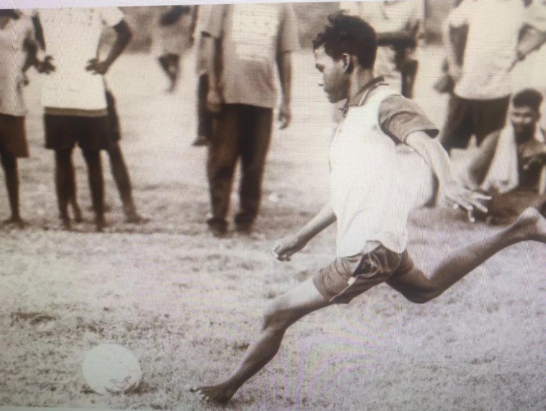 印度足球队与中国队,奇葩足球队