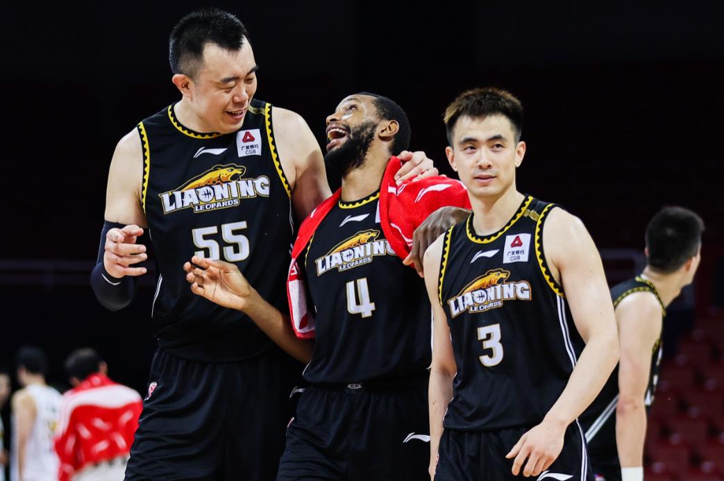 徐济成帮忙周琦加盟辽宁男篮,周琦最新消息辽宁球员