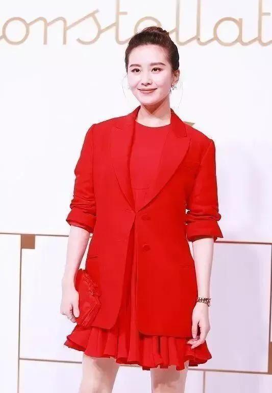 刘亦菲宋轶蓝色礼服,刘亦菲和宋轶谁更美