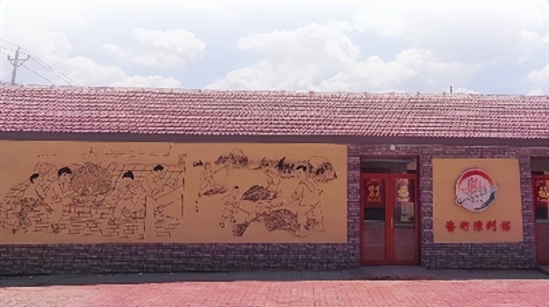 从“村养人”到“人养村”──静海区陈官屯镇吕官屯村强化*党**建引领让乡贤“软实力”成为乡村振兴“硬支撑”