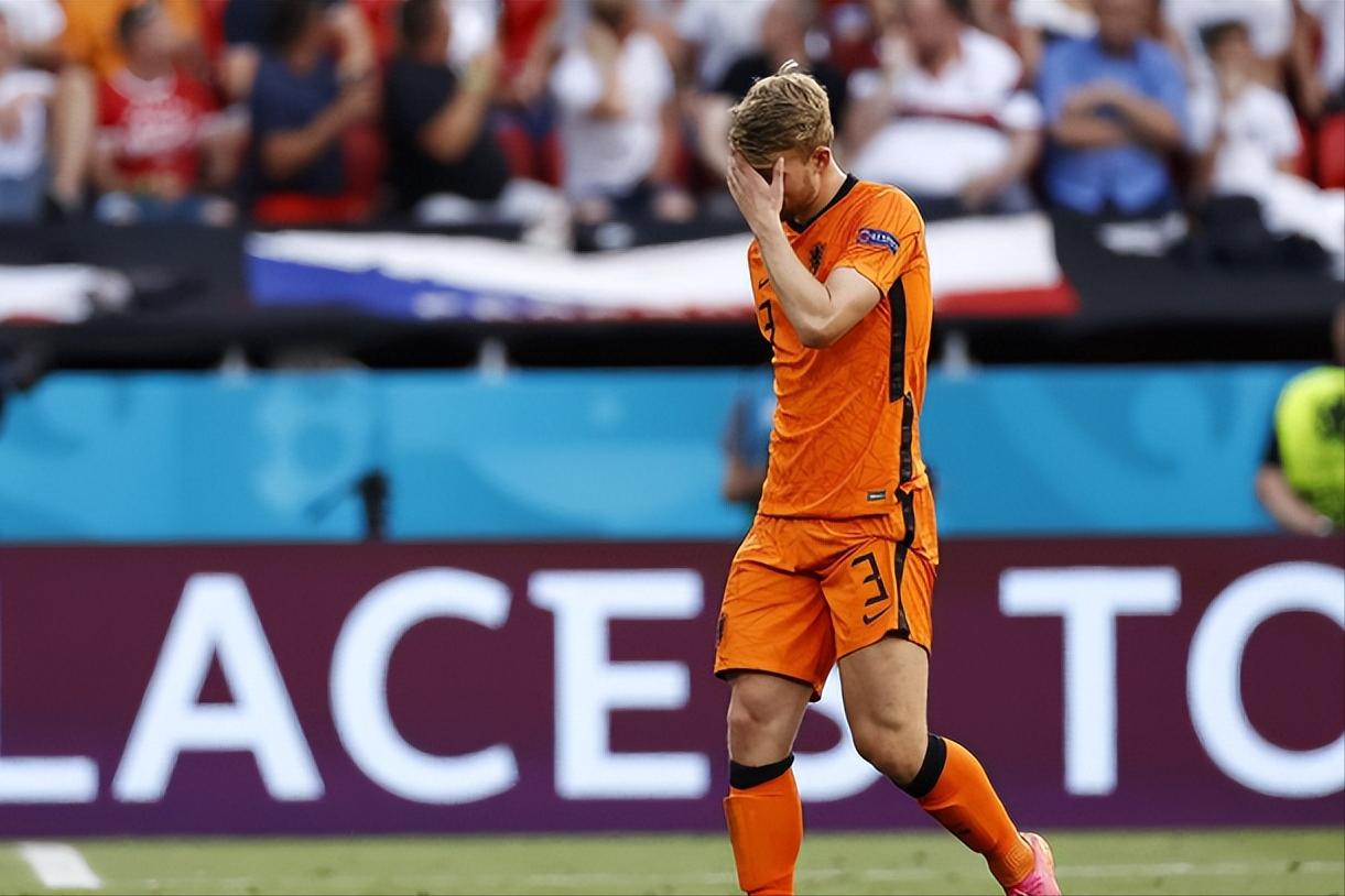 德利赫特在拜仁手球,德利赫特校园版手球