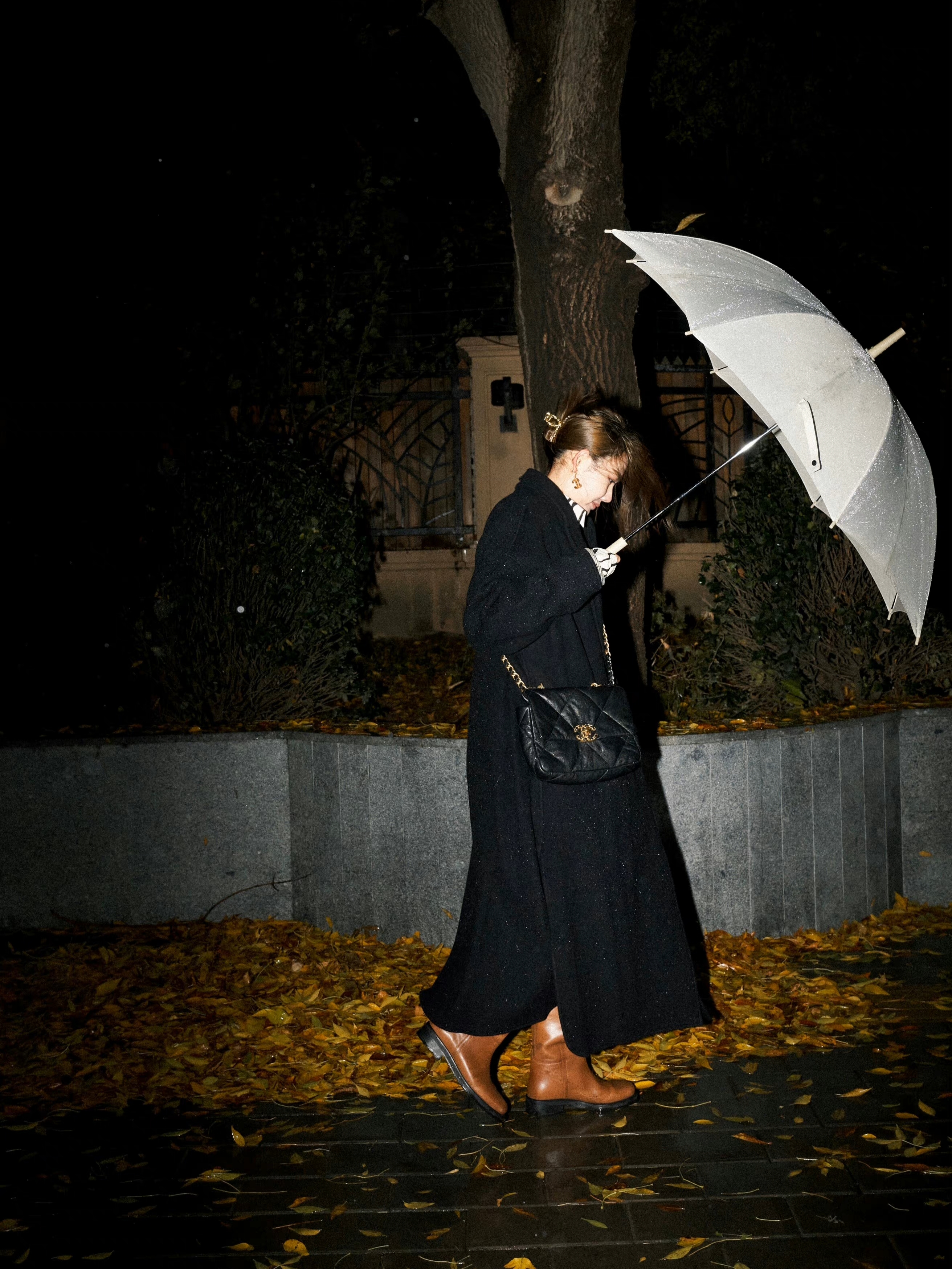 总想一个人去旅行,总想一个人去远方没有目的地