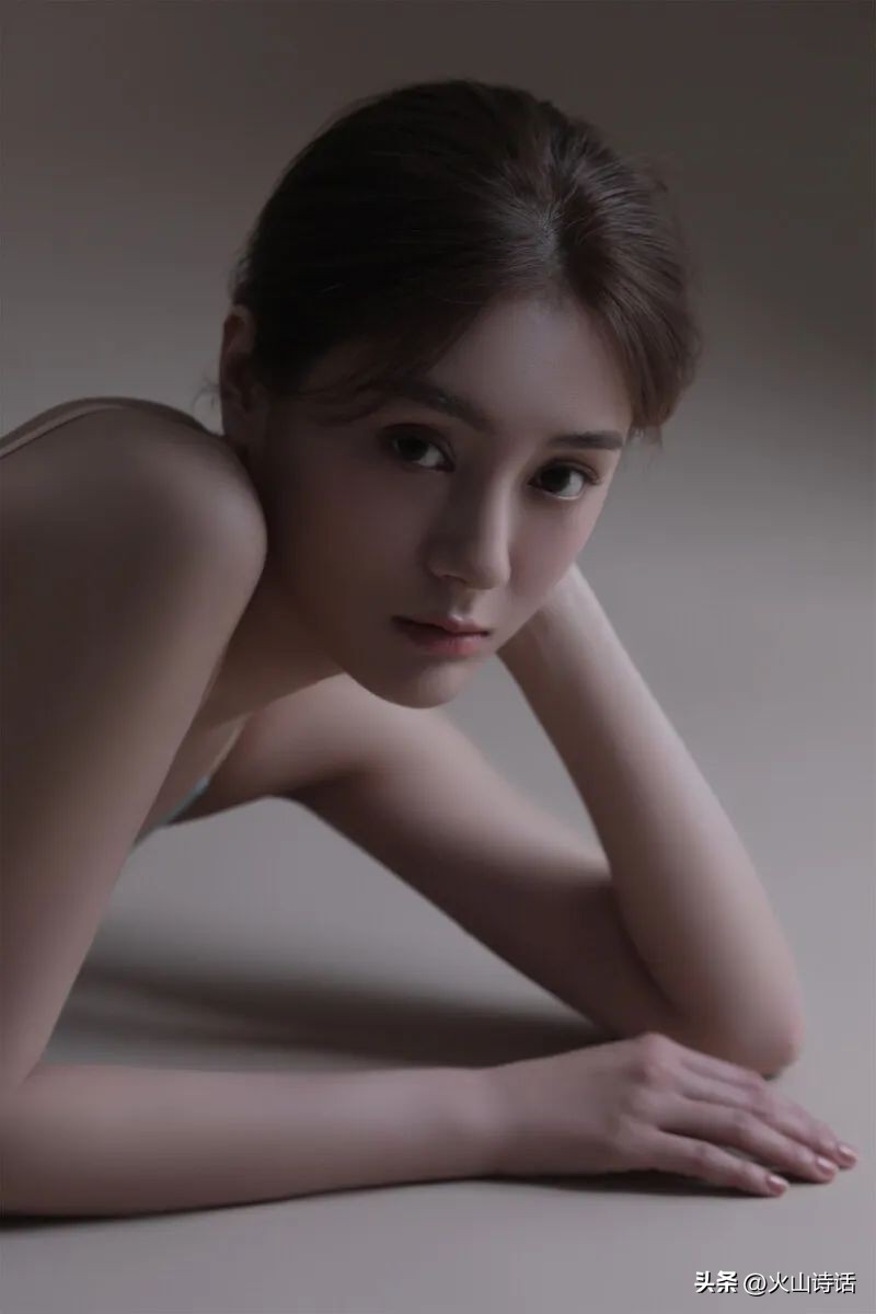 诗特刊235期｜这10首诗，读来很温暖很柔美