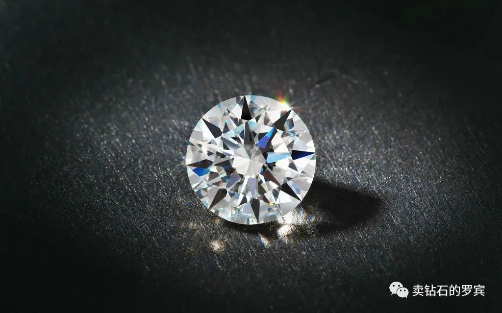 珠宝销售话术钻石会不会容易掉,钻石销售技巧和话术演练