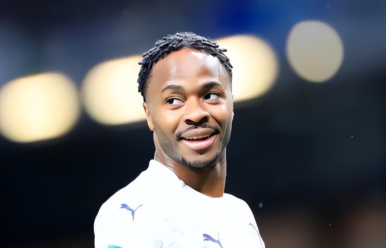 莫拉伊斯建议哈弗茨采用努涅斯的模式，阿什沃斯能否争取斯特林？