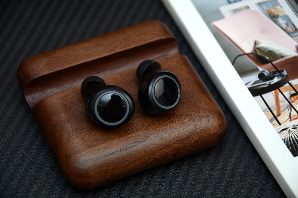 Qi无线充电、主动降噪，创新SensemoreAir真无线蓝牙耳机体验