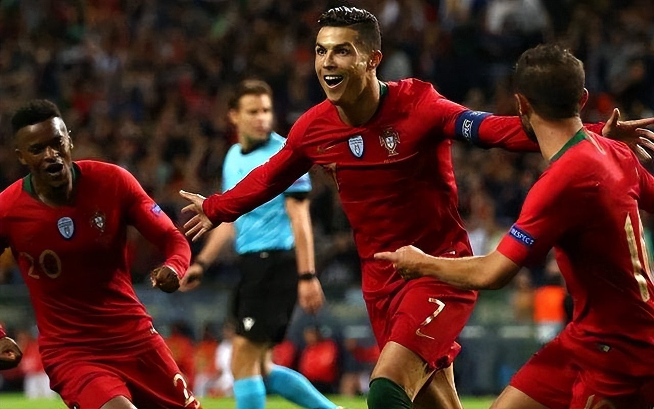 老鹰和狮子大决斗,老鹰与世界杯