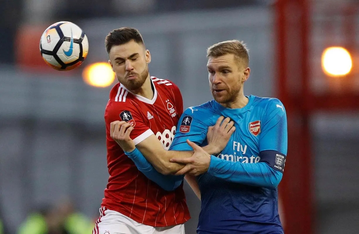 英超诺丁汉森林vs曼联首发,22-23赛季英超第5轮伯恩茅斯vs狼队