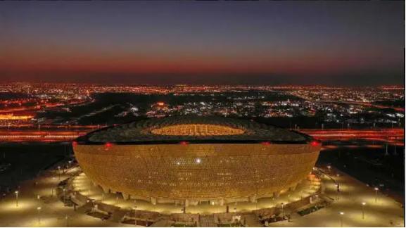 卡塔尔世界杯足球中国造,卡塔尔世界杯上的中国元素大熊猫