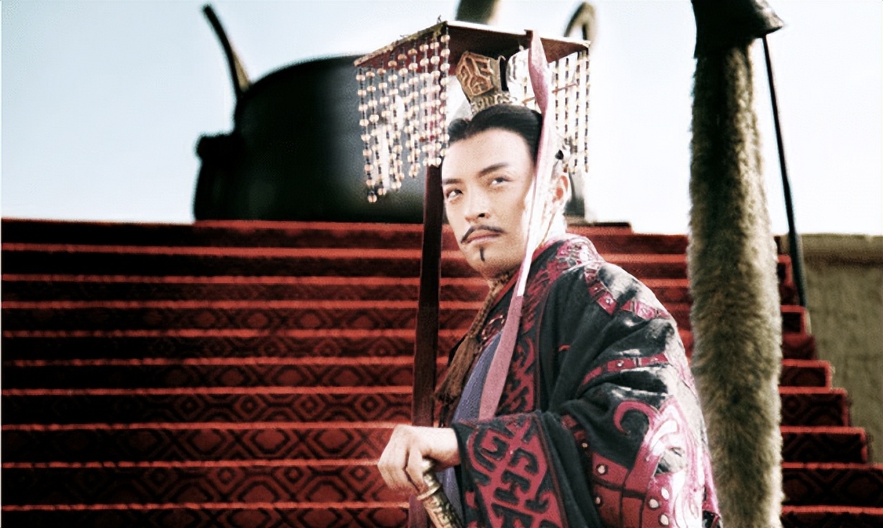 把皇帝演活,把皇帝演了个遍