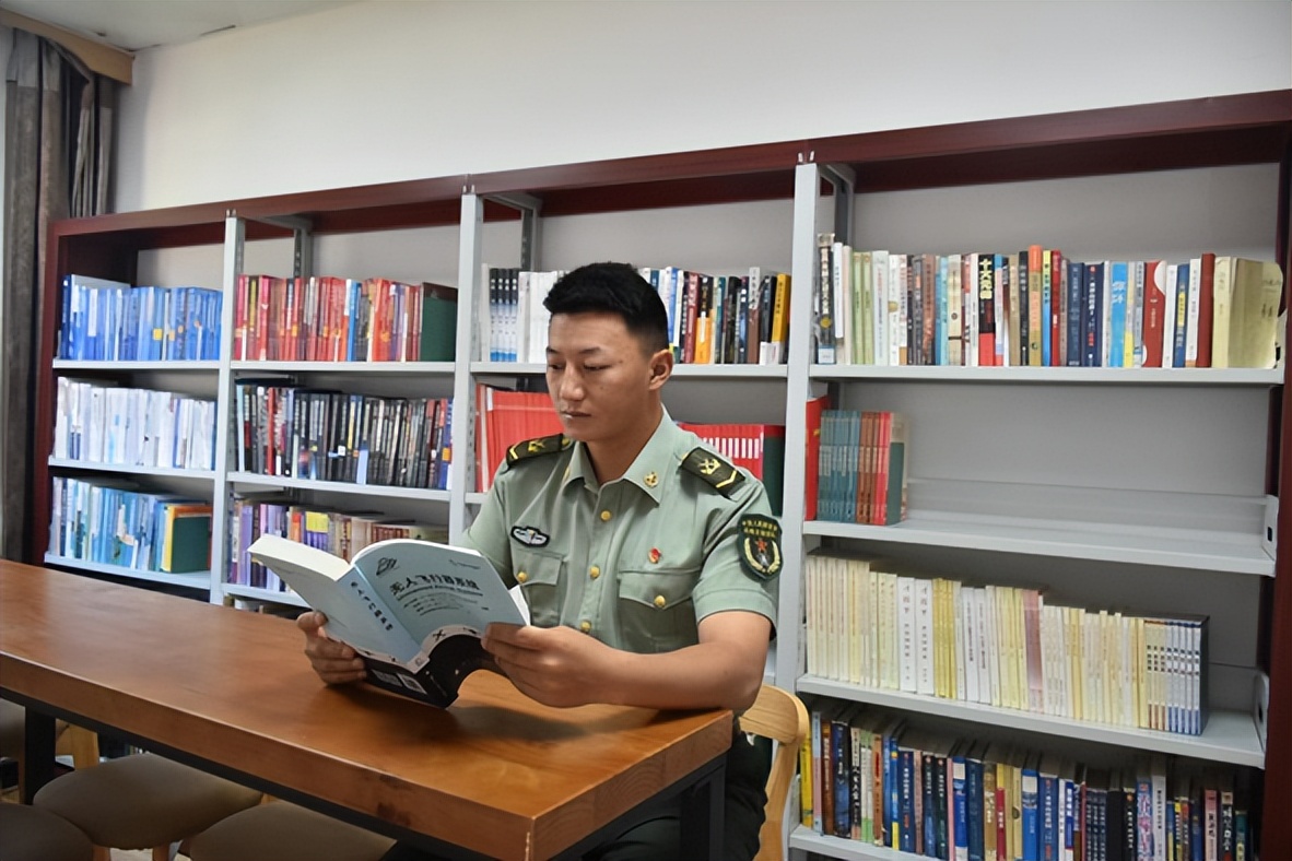 请让我们继续战斗,再一次继续战斗