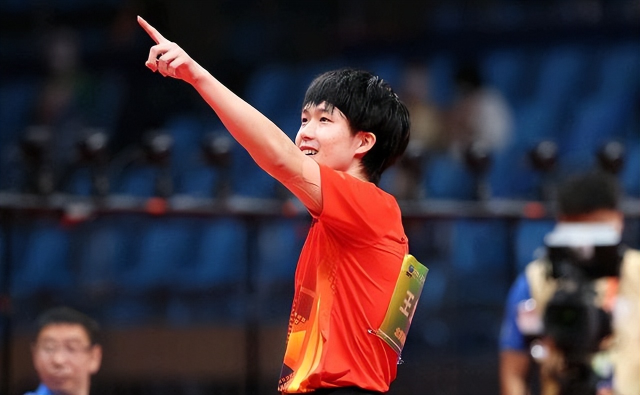 孙颖莎教练邱贻可评价孙颖莎,邱贻可孙颖莎初次见面