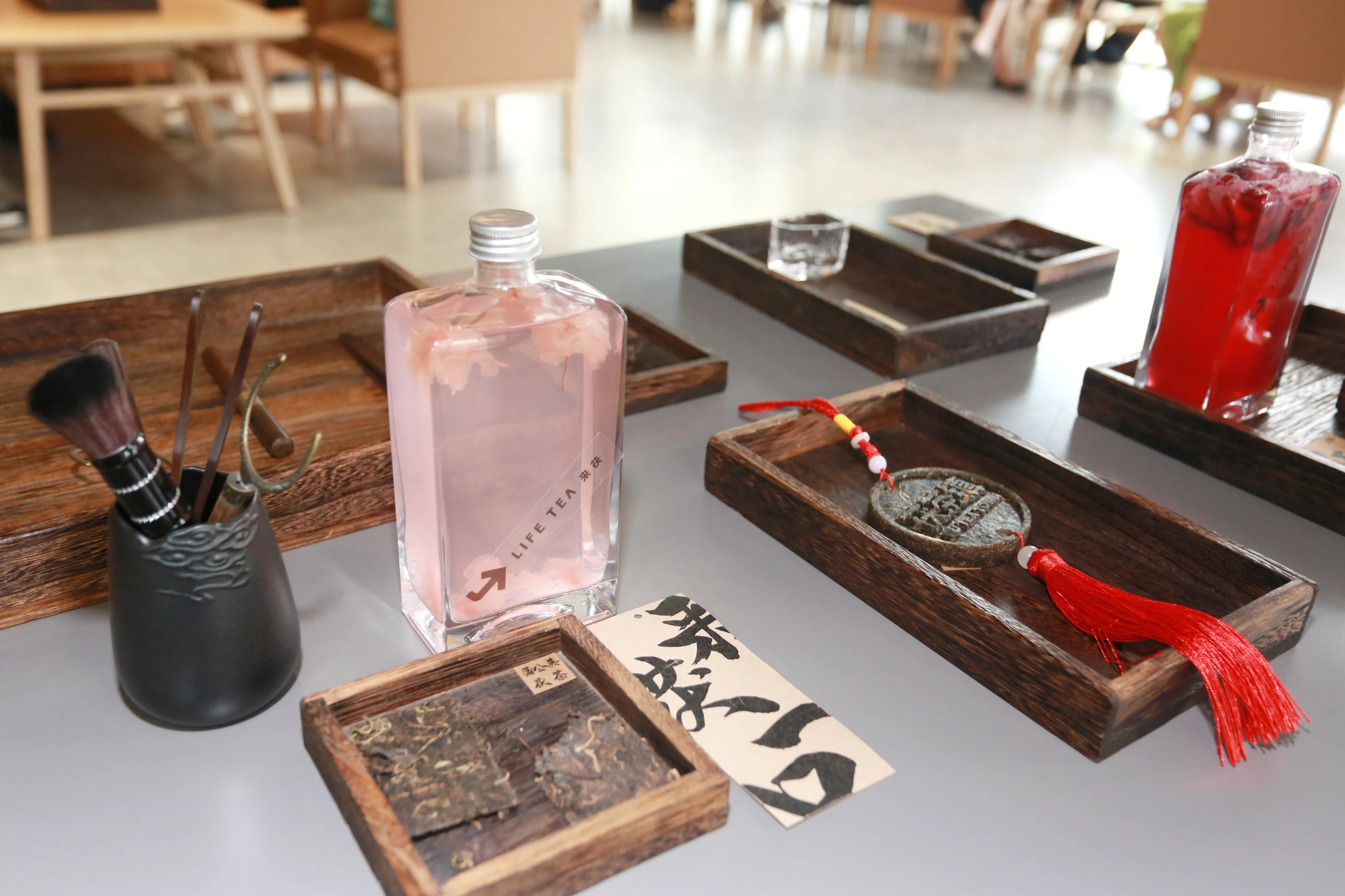 第五届中国西安国际茶产业博览会,首届陕西网上茶博会直播现场