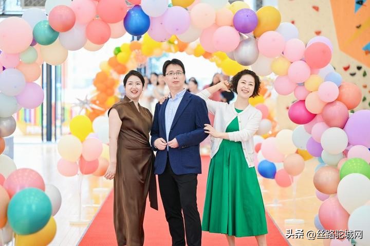 t台秀文艺汇演,t台秀六一节目