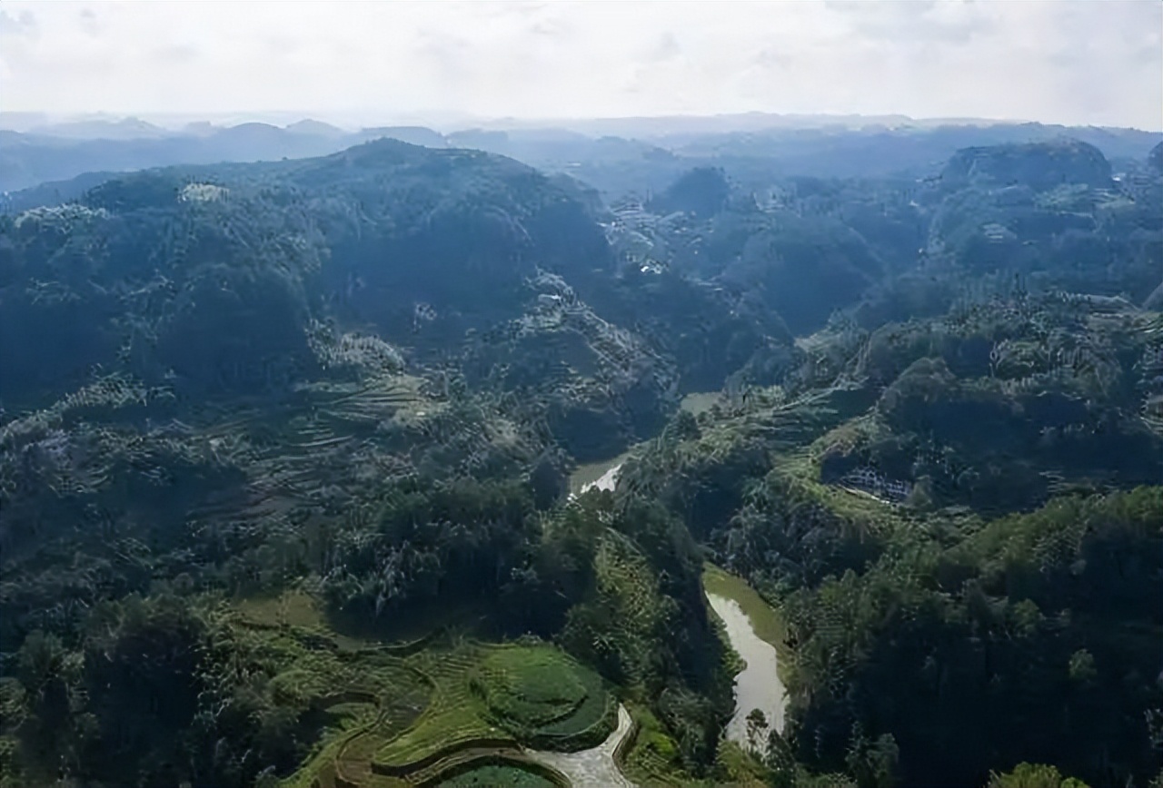 你好，我叫威远，这是我2023年的最新简历！