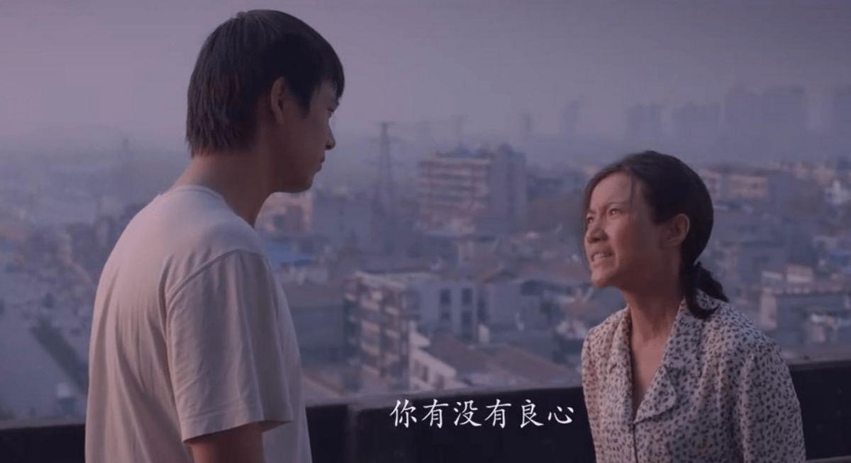 亲妈报警把儿子抓起来,亲妈报警把自己抓起来