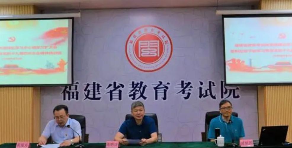 13年一女孩高考成绩从586变364，家长向教育局讨说法，结局大反转