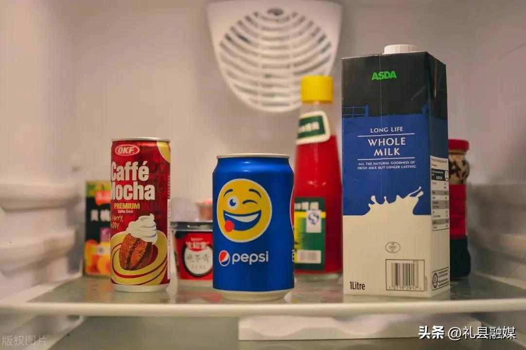 冰箱放口罩能省电真的假的,冰箱里放一只口罩可以节省电吗