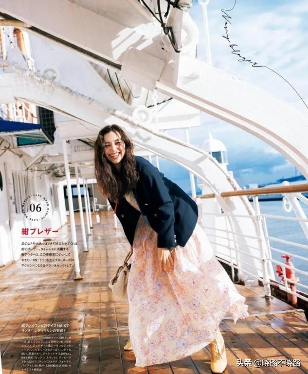 今春,穿裙子就配这3种“外套”,洋气又显瘦,日常通勤都合适