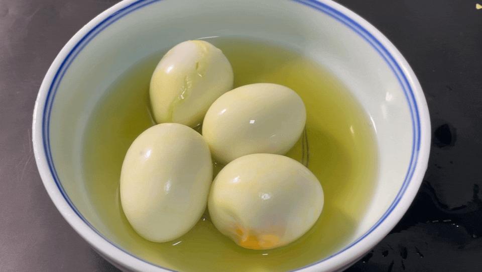 艾草煮鸡蛋有什么好处,艾草煮鸡蛋什么功效最好