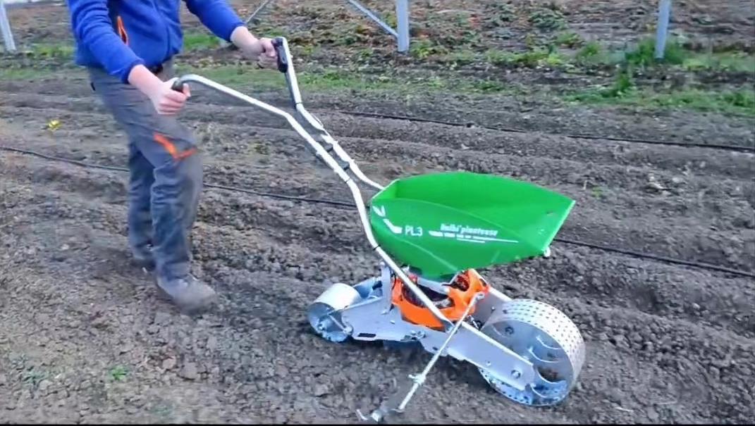 欧洲家庭农场种植技术,小型先进农业工具