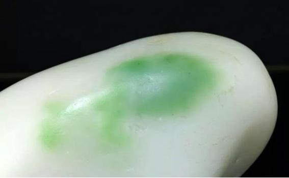 青海和田玉有哪些品种的好,和田玉的分类及其鉴定特征