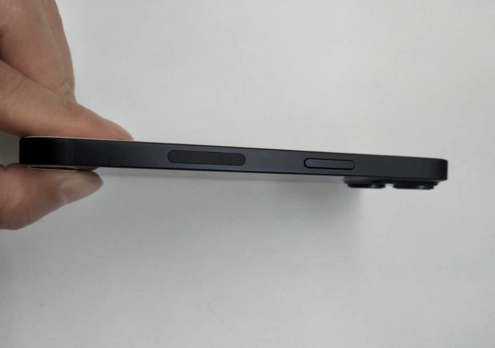 iphone14pro美版还值得买吗,iphone14pro美版和国行哪个更好