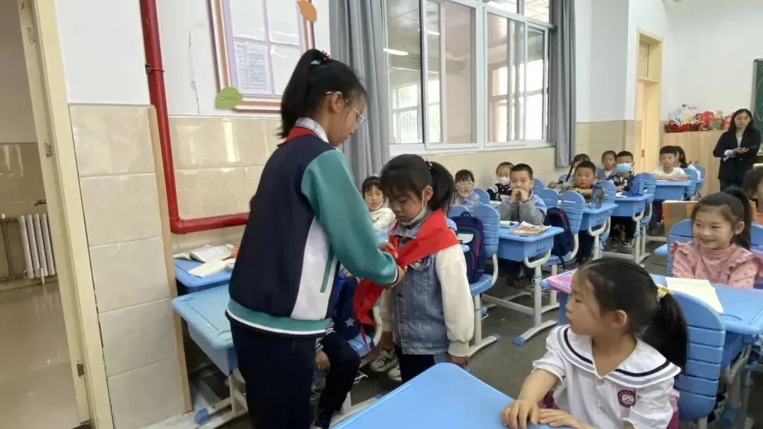 你好红领巾幼儿完整版,你好红领巾二年级